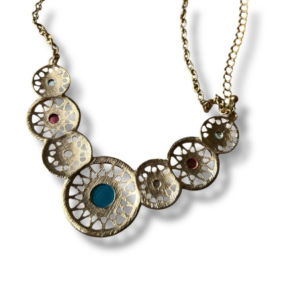 Cracker Barrel Multi-Color Mandala Statement Necklace - Picture 6 of 6